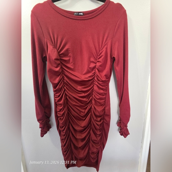 Fashion Nova Dresses & Skirts - Fashion Nova Burnt Orange Ruched Long Sleeve Dress